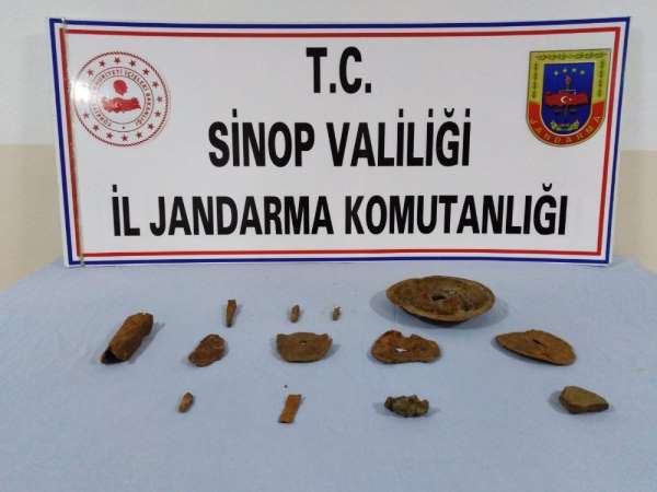 Sinop'ta tarihi eser kaçakçığı zanlıları adliyede 