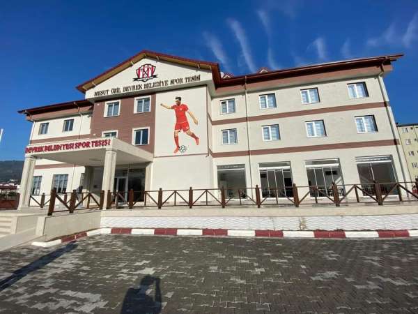 Mesut Özil'in yaptırdığı spor tesisi tamamlandı, açılışa katılması bekleniyor - Zonguldak haber