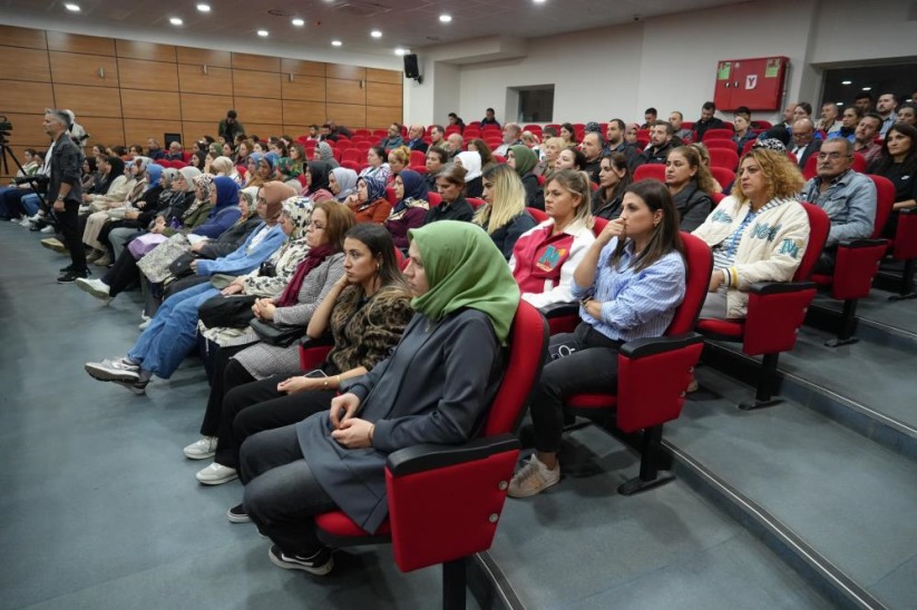 Narkotik polisinden annelere uyarı: 'Çocuklarınız bu kelimeleri söylüyorsa kulak kabartın'