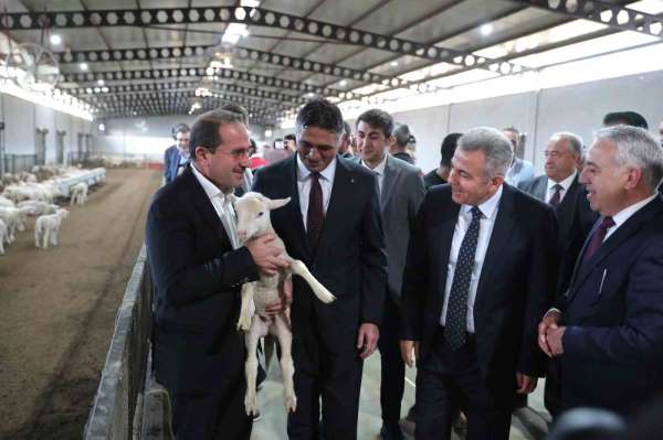 Aliağa, kırsal kalkınmada örnek olmaya devam ediyor