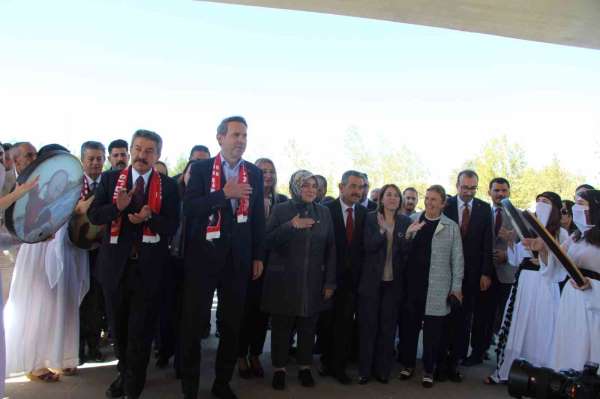 Bakan Bayraktar: 'Terörsüz Türkiye, kadınla mümkün'