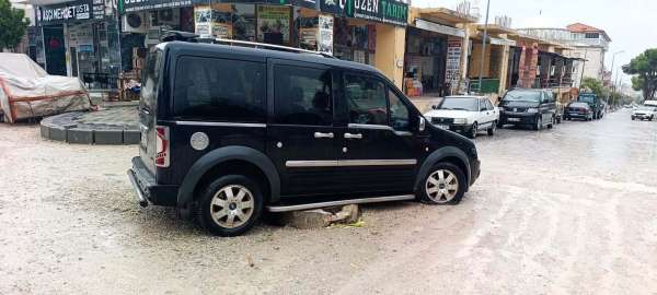 Buldan'da önlemsiz yol çalışması kazaya davetiye çıkarıyor