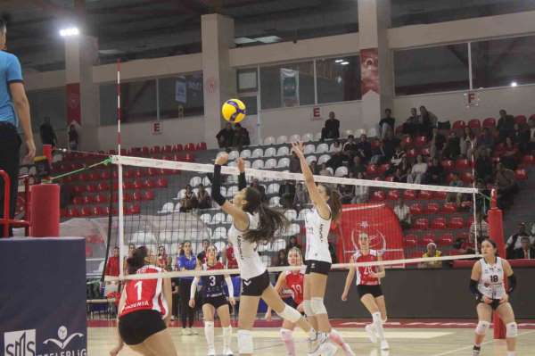 Kahramanmaraş Büyükşehir Belediyesi, Antepia Spor Kulübü'ne set vermedi