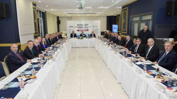 Rektör Kırışık, Batı Karadeniz Üniversiteler Birliği toplantısına katıldı