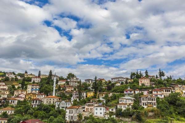 Araplar Trabzon'da en çok Akçaabat ve Yomra ilçelerinden konut almayı tercih edi