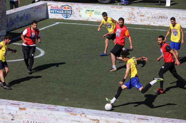 Red Bull Neymar Jr's Five'ta en iyi sokak futbolcuları belli oluyor