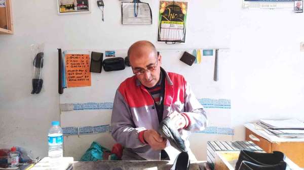 Ayakkabı tamircisi dükkanını devredecek çırak arıyor - Sivas haber