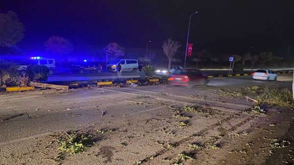 Gaziantep'te çevik kuvvet aracı kaza yaptı: 5 yaralı - Gaziantep haber