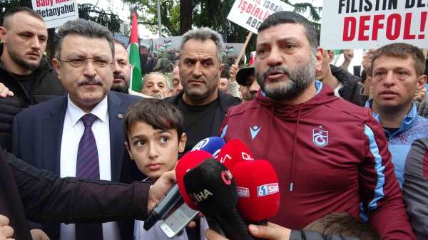 Trabzonsporlu taraftarlardan Filistin'e destek yürüyüşü