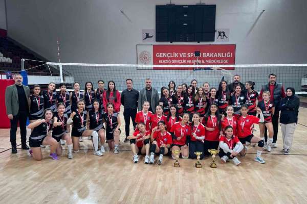 Yıldız Kız Yerel Lig'de şampiyon Elazığ Voleybol Akademi oldu