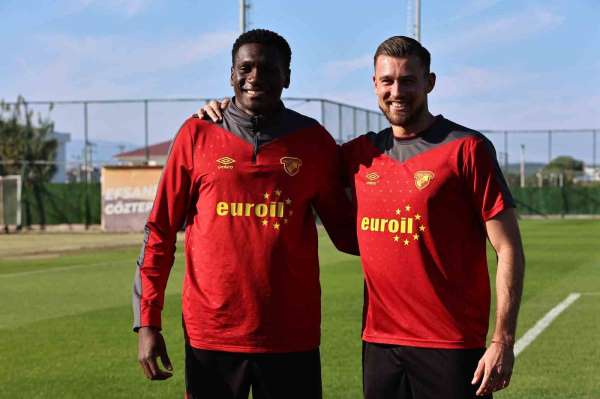 Göztepe'de Lis ve Heliton, istikrarlarıyla dikkat çekti