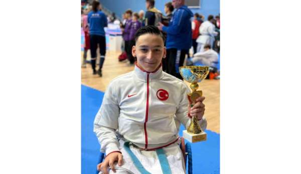 Ödemiş, Hungarian Open Grand Prix'de şampiyon oldu