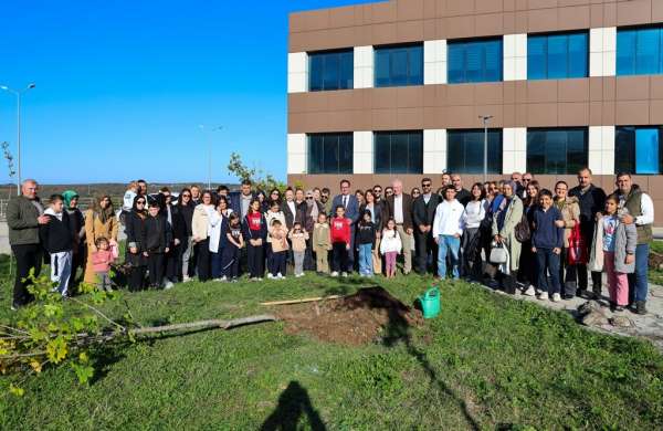 OMÜ'de Diyabet Günü etkinliğinde fidanlar toprakla buluştu