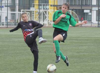 Genç ve Yıldız Kız futbol turnuvaları başlıyor 