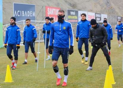 E. Yeni Malatyaspor ikinci yarıya Göztepe maçıyla başlayacak 