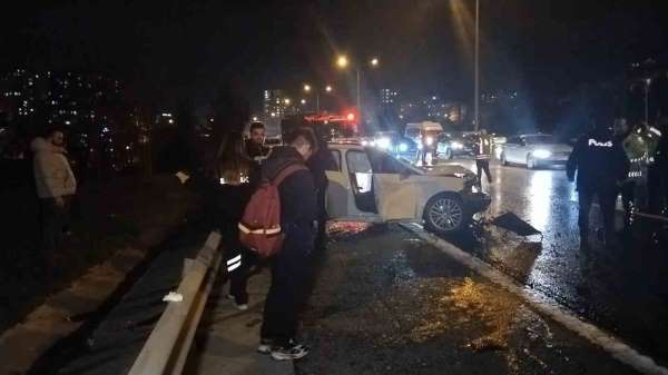 Ümraniye'de hatalı şerit değiştirme kazaya neden oldu: 2 yaralı