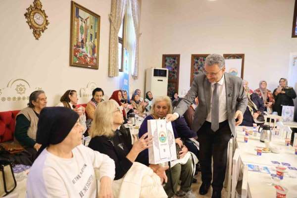 Başkan Kurnaz'dan yaş almışlara vefa: 'Her biri ayrı ayrı kıymetli'