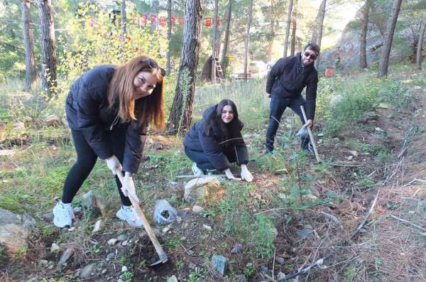 Kazdağlarında Bal Ormanına üniversiteli desteği