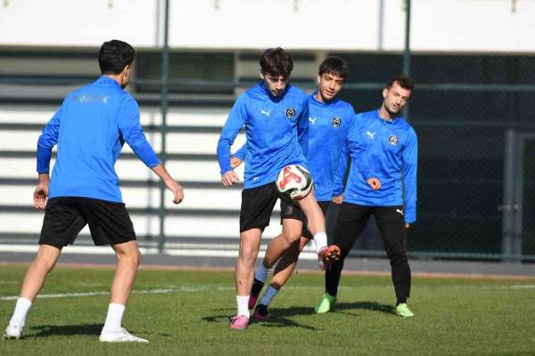 Manisa FK'da Keçiörengücü hazırlıkları devam ediyor
