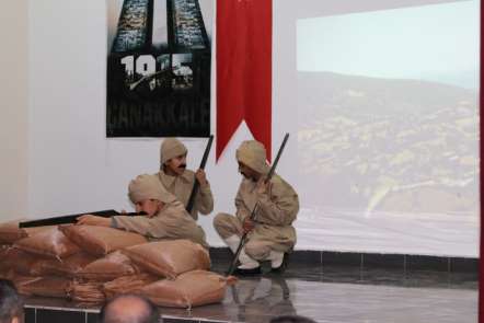 Özalp ilçesinde 18 Mart Şehitleri Anma Günü ve Çanakkale Zaferi'nin 104. yıldönü