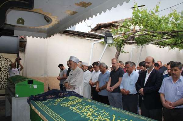 Mursi için Çorum'da gıyabi cenaze namazı 