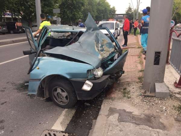 Kayseri'de aşırı hız kaza getirdi: 1 yaralı