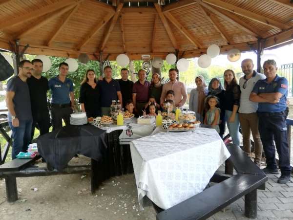 Boyabat Emniyetinden lösemili minik Ahmet'e doğum günü sürprizi