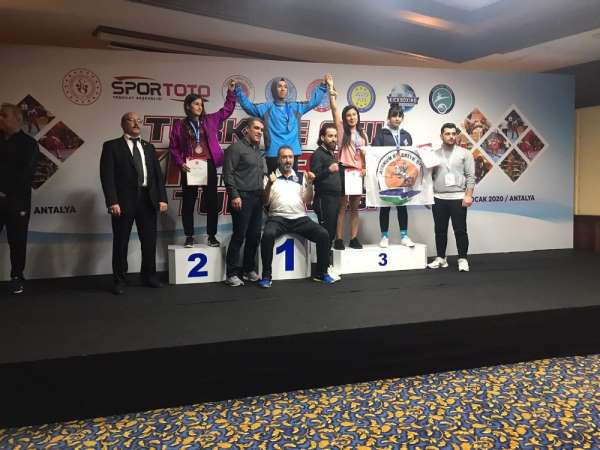 Atakum Belediyespor'dan üçlü bronz başarı 