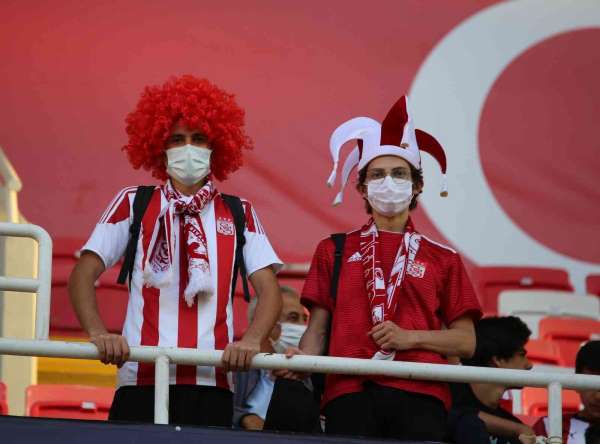 Sivasspor - Fenerbahçe maçının biletleri satışta