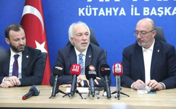 Başkan Mustafa Önsay: 'Kütahya Belediyesini Kamil Saraçoğlu ile tekrar kazanacağız'