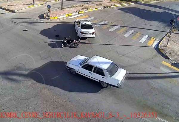 Aksaray'da yaşanan trafik kazaları KGYS kameralarında