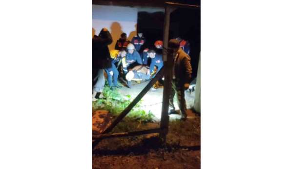 Ordu'da uçurumdan düşen Alzheimer hastası şahıs itfaiye ekiplerince kurtarıldı