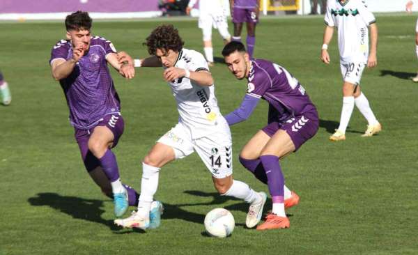Trendyol 1. Lig: Ankara Keçiörengücü: 2 - Sakaryaspor: 3