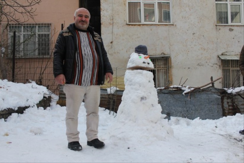 Samsun'da teknolojik kardan adam