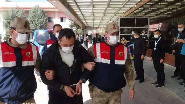 Kırmızı bültenle aranan üst düzey DEAŞ'lı terörist adliyeye sevk edildi