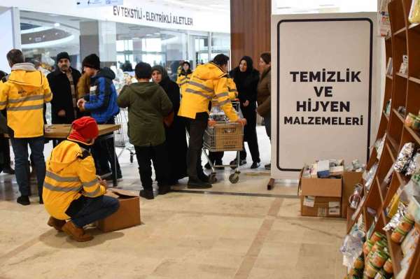 Depremzedeler için gıda ve hijyen malzemesi talebi