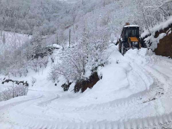 Ordu'da bir günde 4 bin 157 kilometre yol ulaşıma açıldı