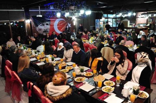 Balçova'da şehit aileleri onuruna yemek - İzmir haber