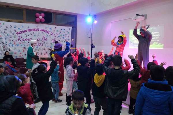 Mardin Artuklu Üniversitesi Ramazan şenlikleri renkli görüntülerle sona erdi