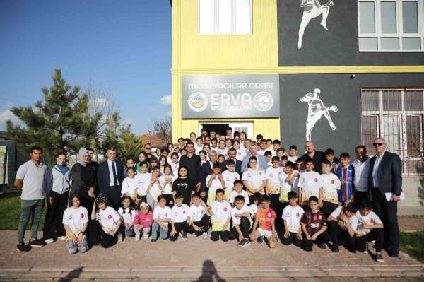 ERVA sporcularına Mobilyacılar Odası'ndan ödül