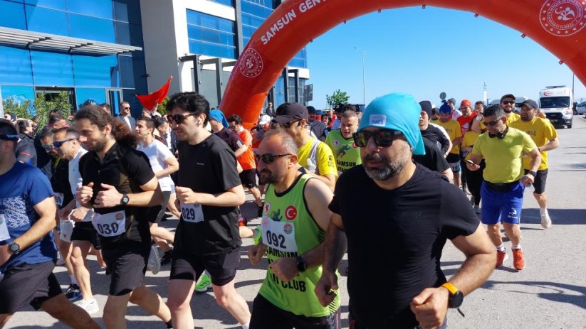 Samsun 19 Mayıs Yarı Maratonu başladı