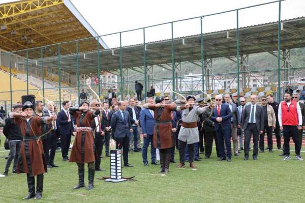 Bayburt'ta 19 Mayıs Atatürk'ü Anma, Gençlik ve Spor Bayramı kutlandı