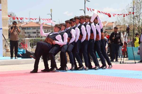 Sivas'ta Gençlik ve Spor Bayramı coşkuyla kutlandı