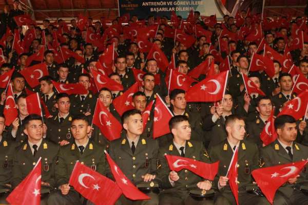 Atatürk'ü Anma, Gençlik ve Spor Bayramı coşkuyla kutlandı