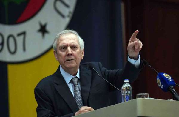 Aziz Yıldırım: 'Futbol aklımız, Fenerbahçe'yi bilen sporculardan oluşacak'