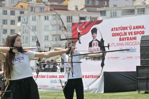 Esenyurt'ta 19 Mayıs Atatürk'ü Anma, Gençlik ve Spor Bayramı coşkuyla kutlandı