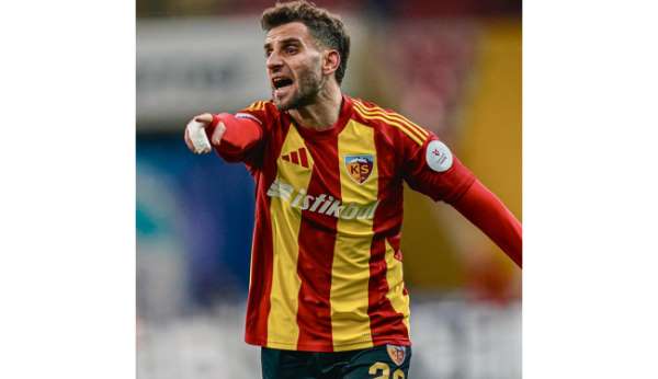 Kayserispor'da an çok kart gören Ramazan Civelek oldu