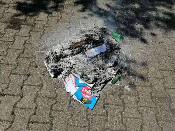 LGS öncesi deneme kitapçıkları yakıldı 