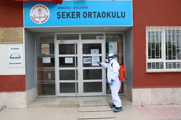 Suluova'da sınav öncesi okullar dezenfekte edildi 