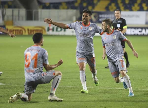 Süper Lig: MKE Ankaragücü: 1 - Medipol Başakşehir FK: 2 (Maç sonucu) 